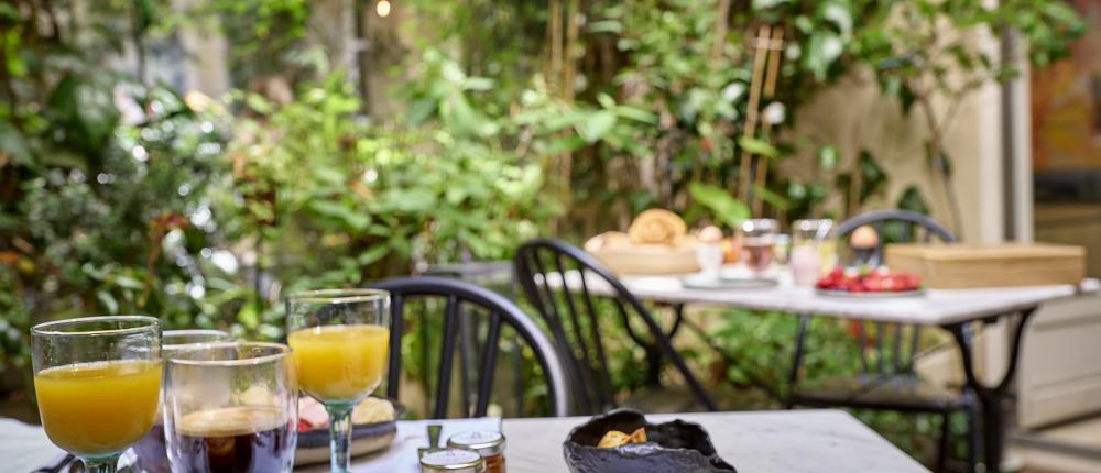 Organic Breakfast in Paris 16