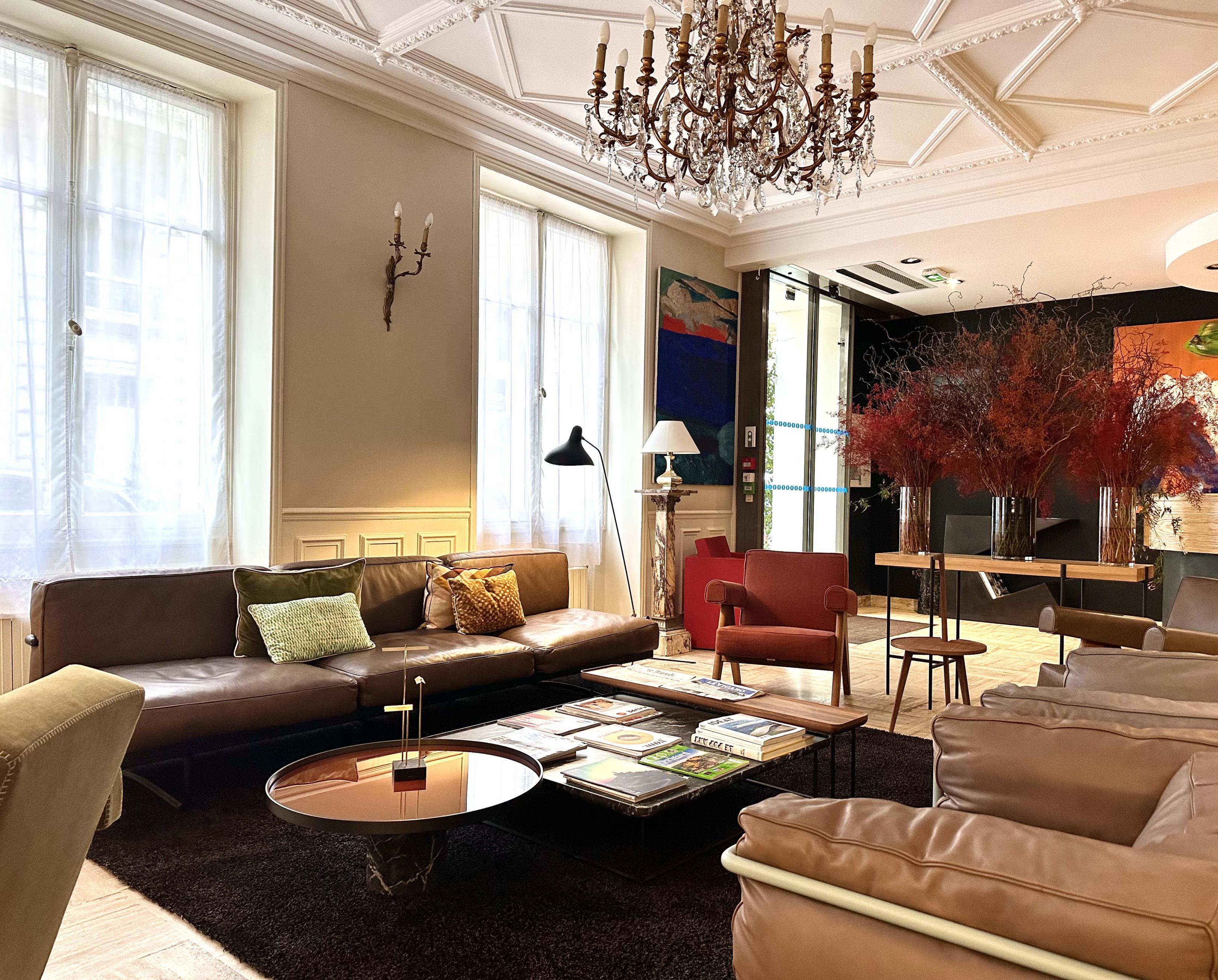 Concierge service at Hôtel Beauséjour Ranelagh